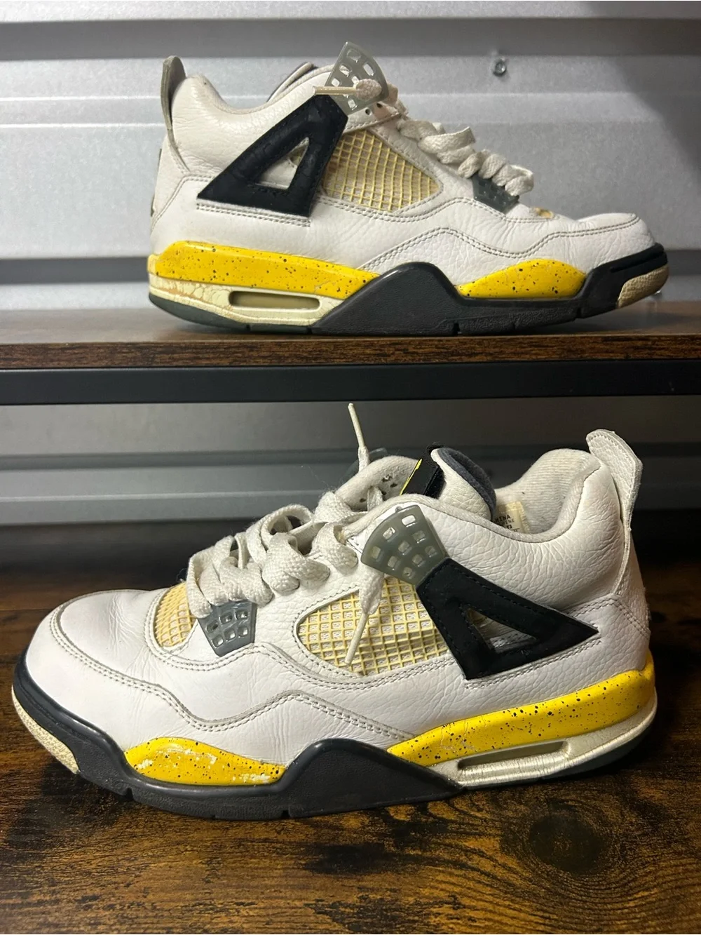 Air Jordan 4 Retro LS Tour Yellow 2006 Size 8